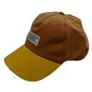 Boné Levi's® Marrom Madeira Com Amarelo Logo Placa Costurada